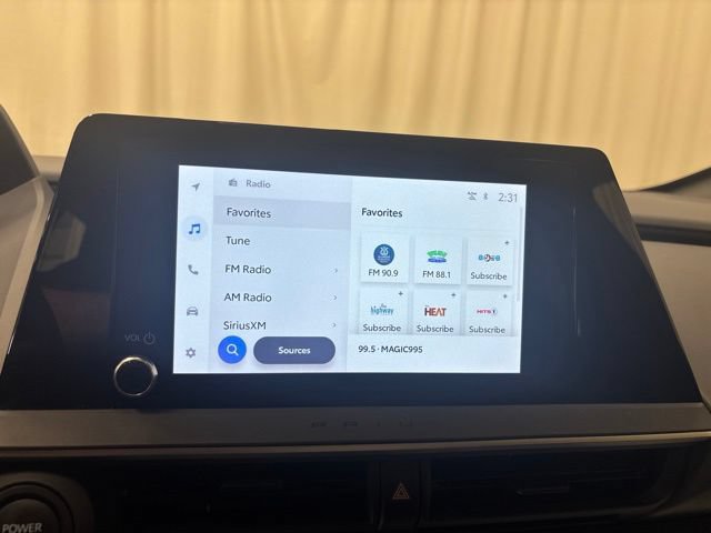 Used 2025 Toyota Prius LE FWD image 20