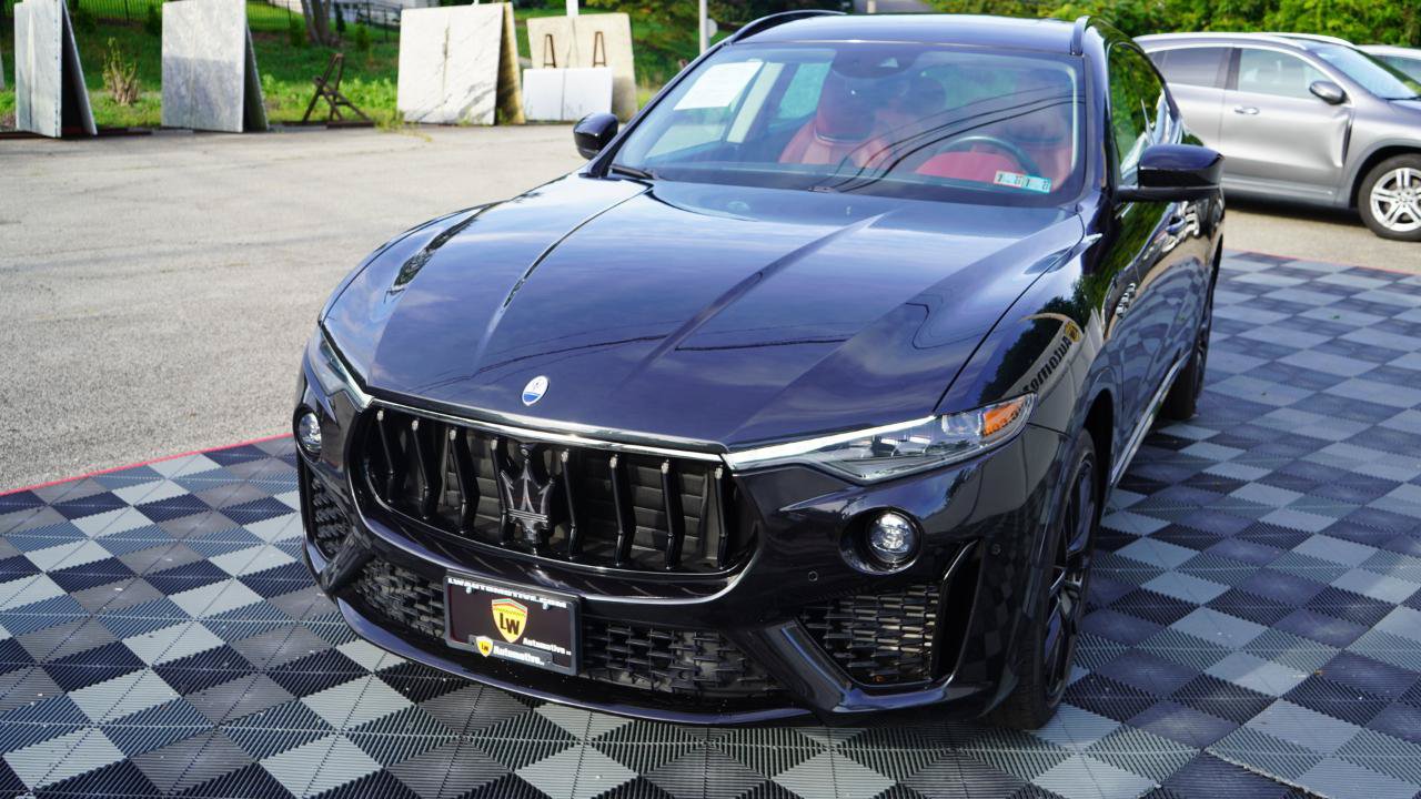 Used 2023 Maserati Levante Modena AWD/4WD image 10