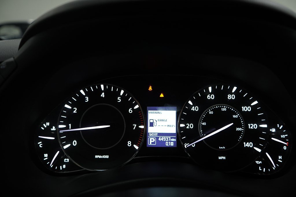 Used 2020 Nissan Armada Platinum RWD image 32