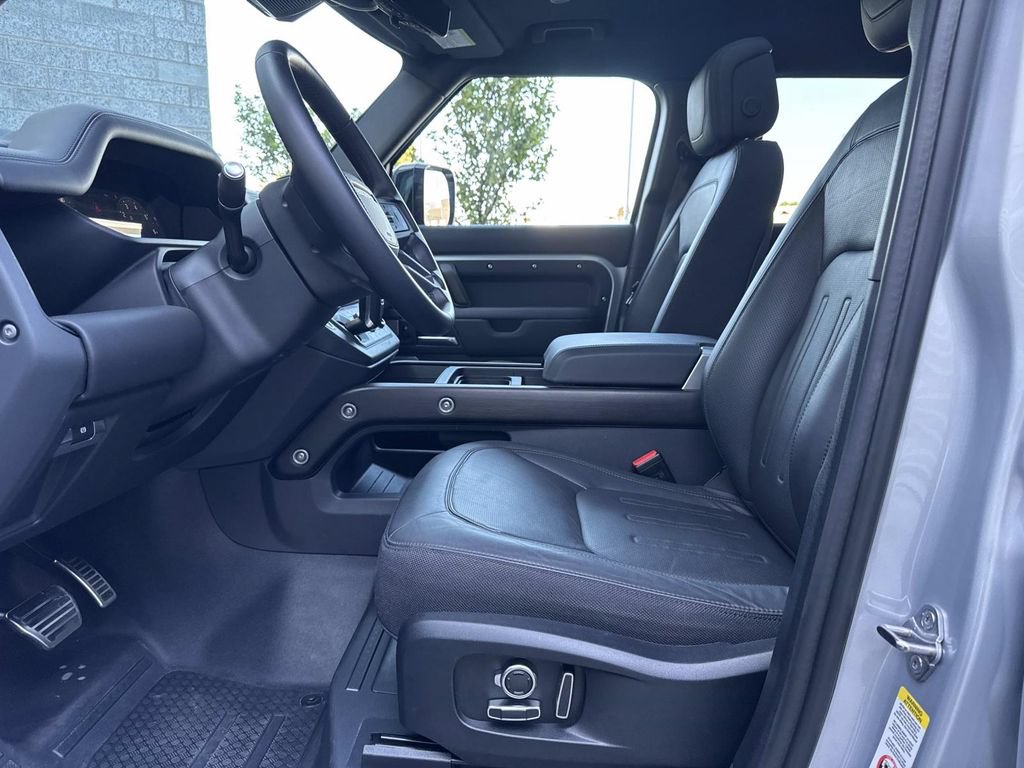 Certified 2024 Land Rover Defender 130 X AWD/4WD image 19