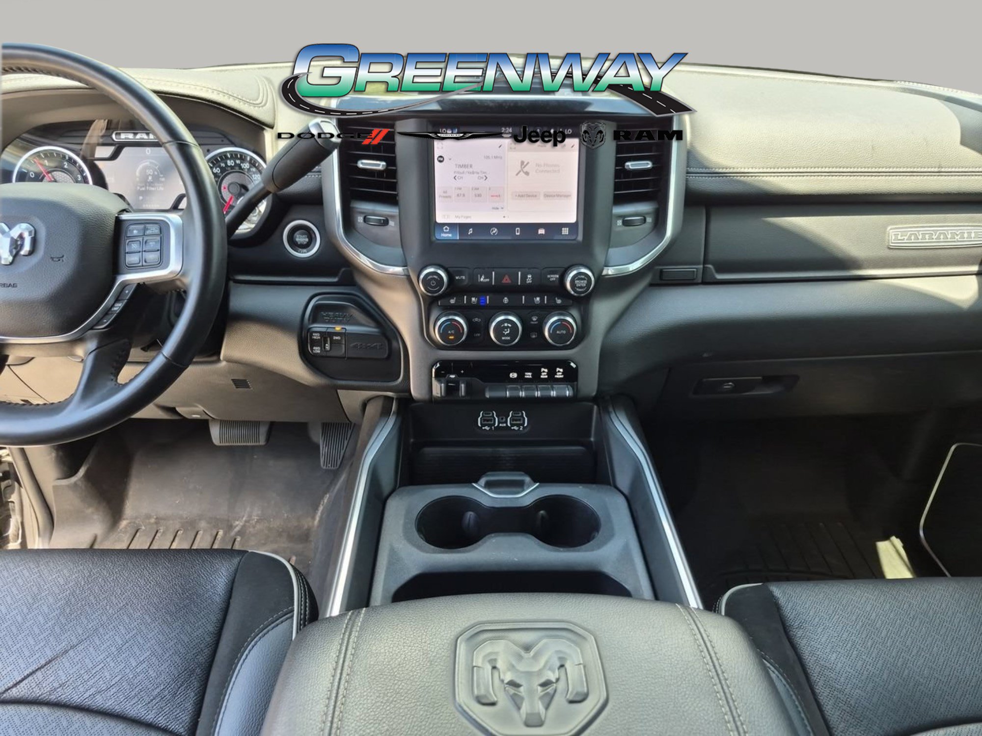 Used 2022 RAM 2500 Laramie w/ Night Edition AWD/4WD image 10