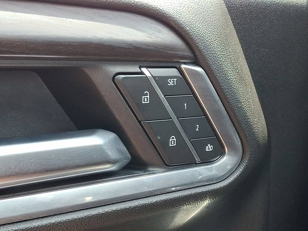 Used 2026 GMC Sierra 1500 SLT AWD/4WD image 26