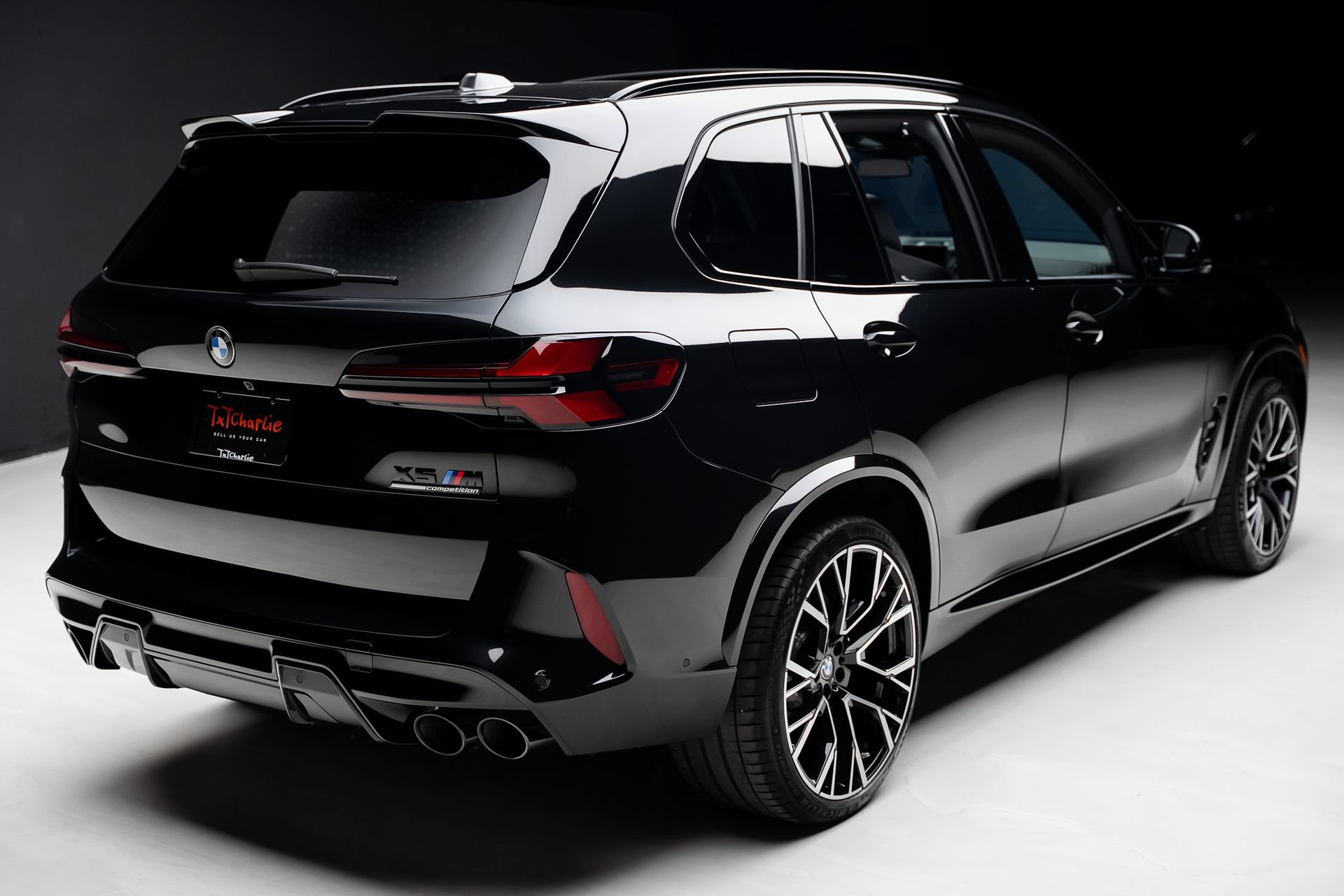 Used 2024 BMW X5 M Competition w/ Executive Package AWD/4WD image 35