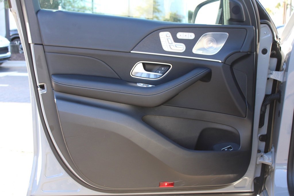 Certified 2025 Mercedes-Benz GLE 450 4MATIC image 11