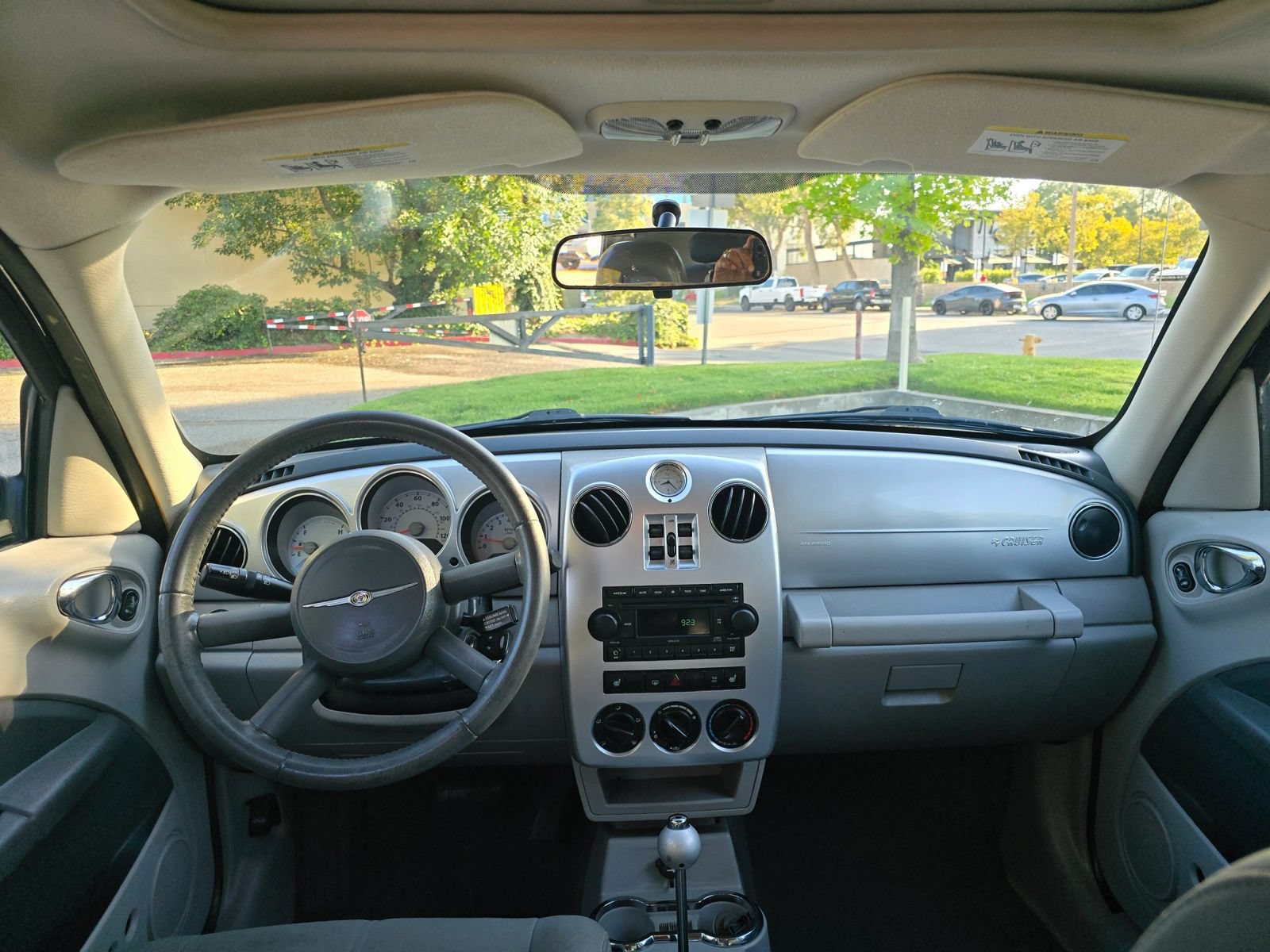 Used 2010 Chrysler PT Cruiser w/ Convenience Group FWD image 14