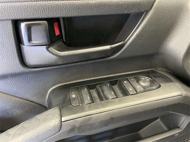 Certified 2024 Toyota Tacoma SR5 image 22