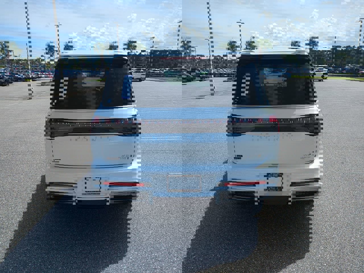 New 2026 INFINITI QX80 Luxe w/ Cargo Package image 5