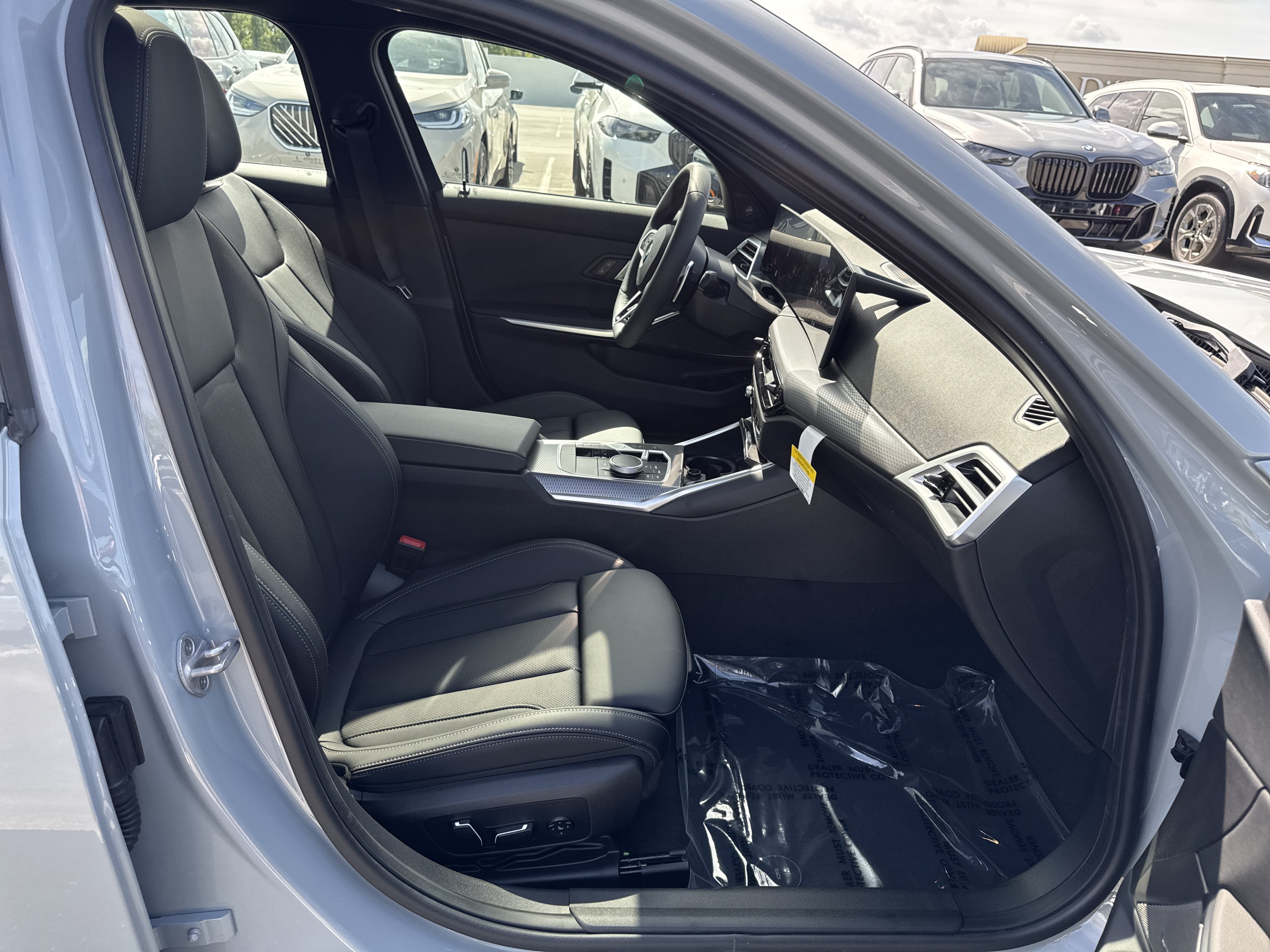 New 2026 BMW 330i Sedan w/ M Sport Package RWD image 9