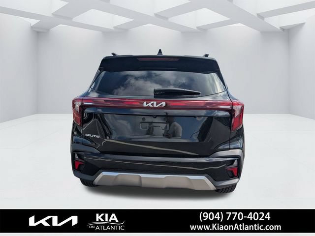 Used 2026 Kia Seltos EX FWD image 4