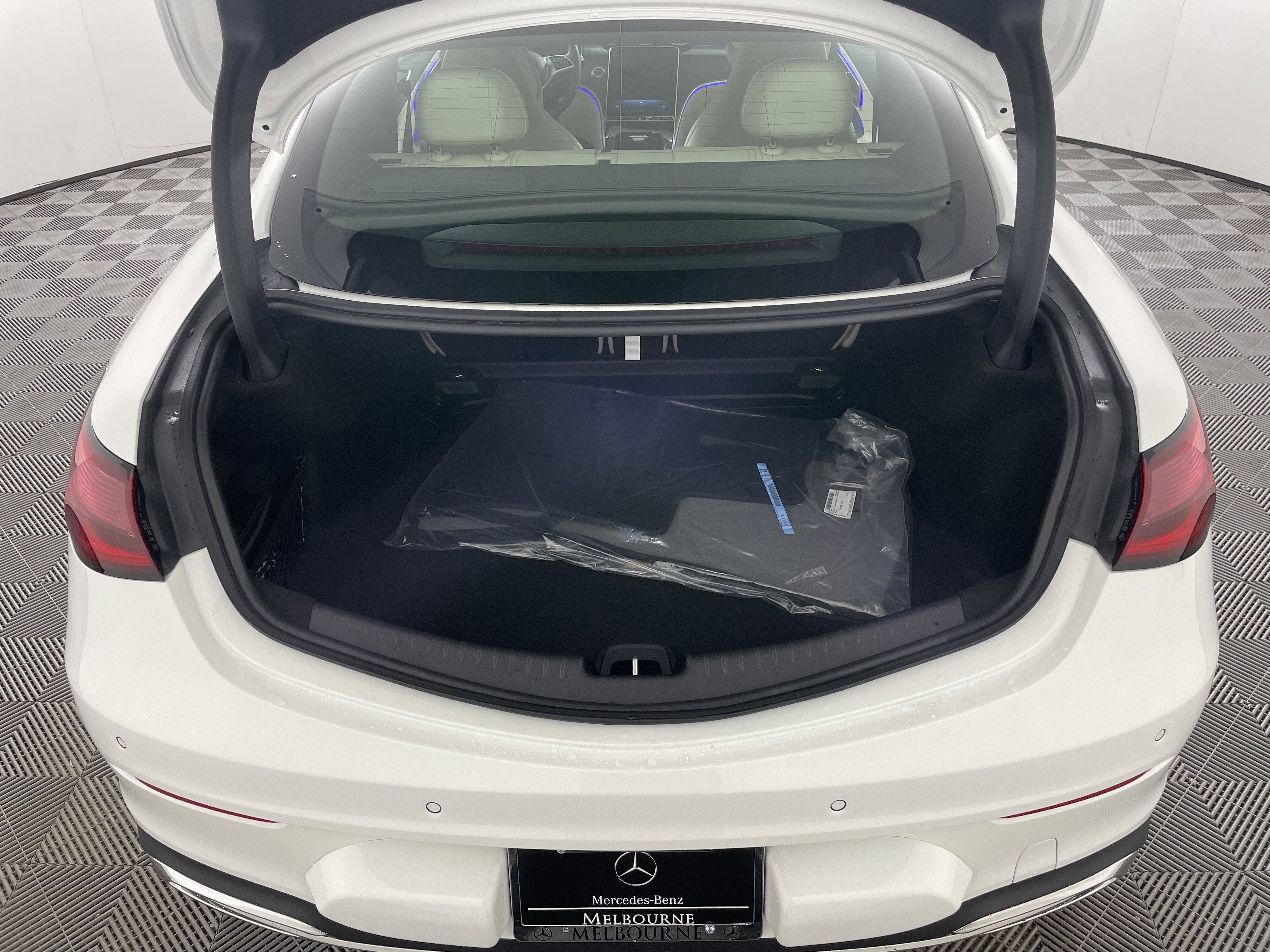 New 2026 Mercedes-Benz CLE 300 4MATIC Coupe image 19