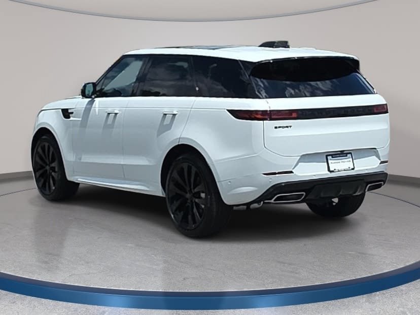 New 2026 Land Rover Range Rover Sport Dynamic SE AWD/4WD image 7