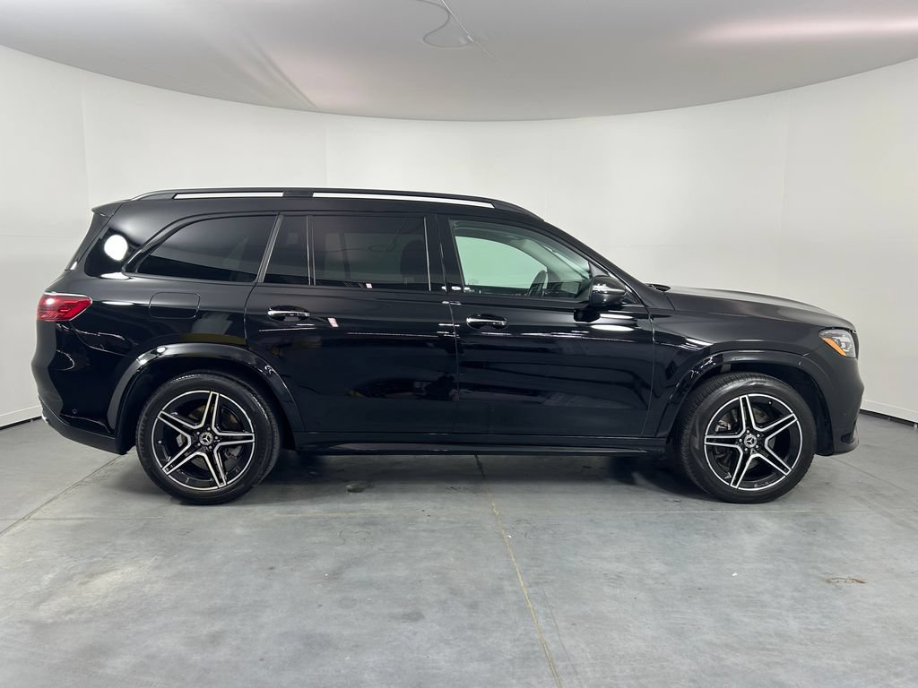 Used 2024 Mercedes-Benz GLS 450 4MATIC image 8