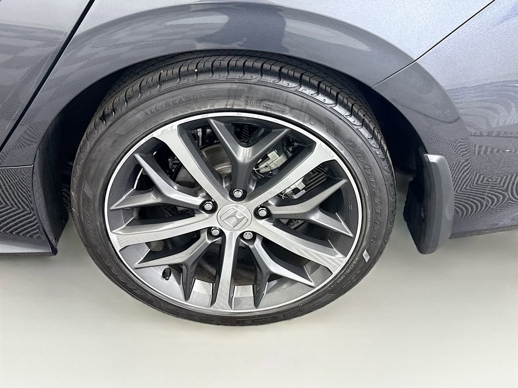 Used 2022 Honda Civic Touring image 29