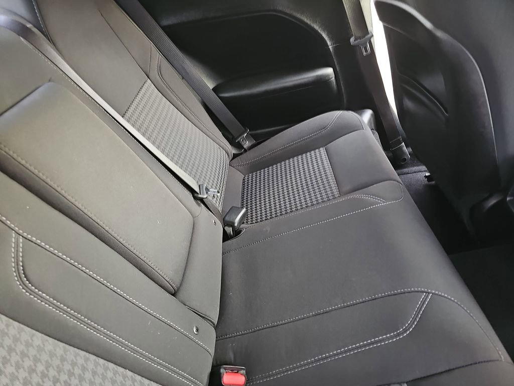 Used 2019 Dodge Challenger SXT image 11