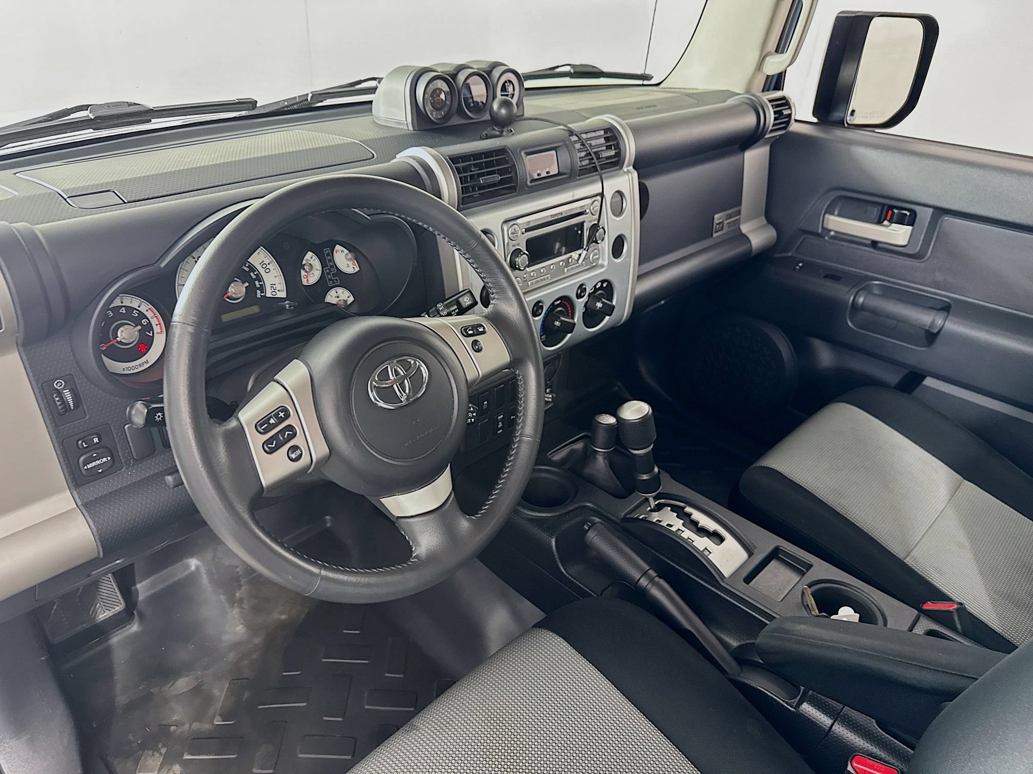 Used 2014 Toyota FJ Cruiser 4WD w/ Trail Teams Ultimate Edition image 18