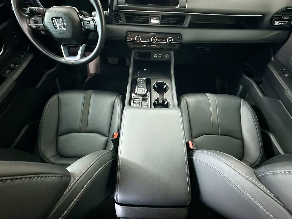 Certified 2025 Honda Pilot EX-L image 16
