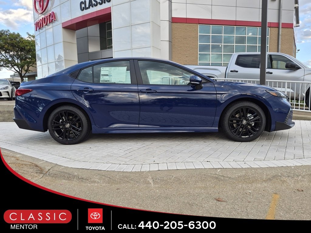 New 2026 Toyota Camry SE image 1