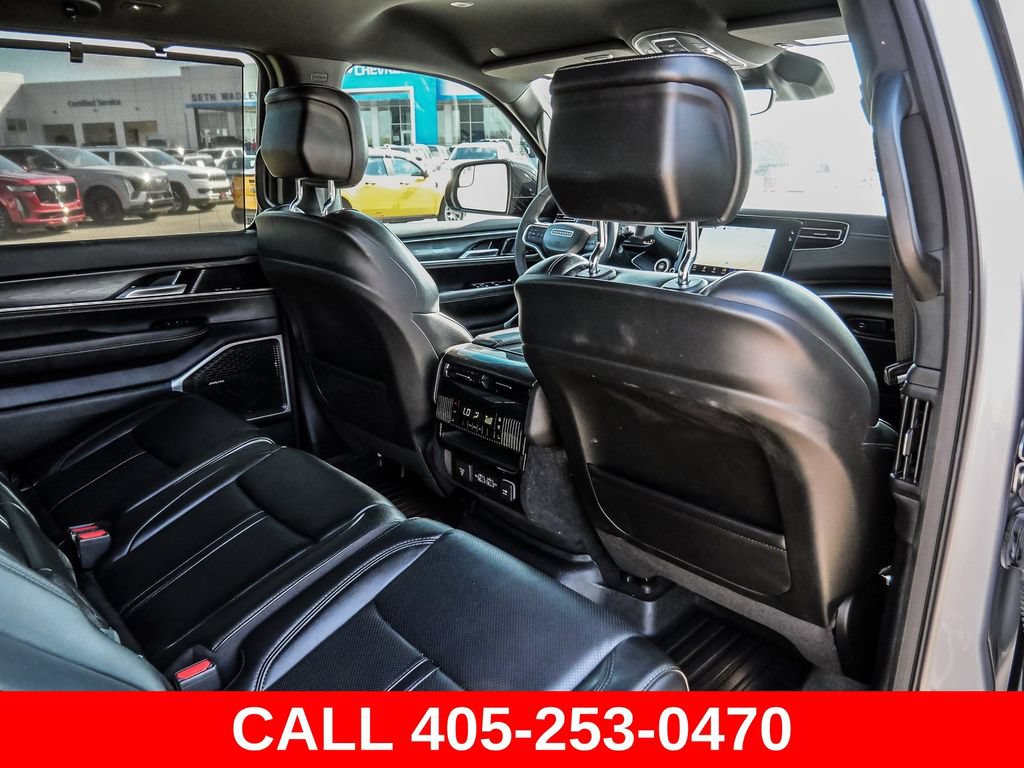 Used 2023 Jeep Wagoneer 4WD w/ Convenience Group I image 23