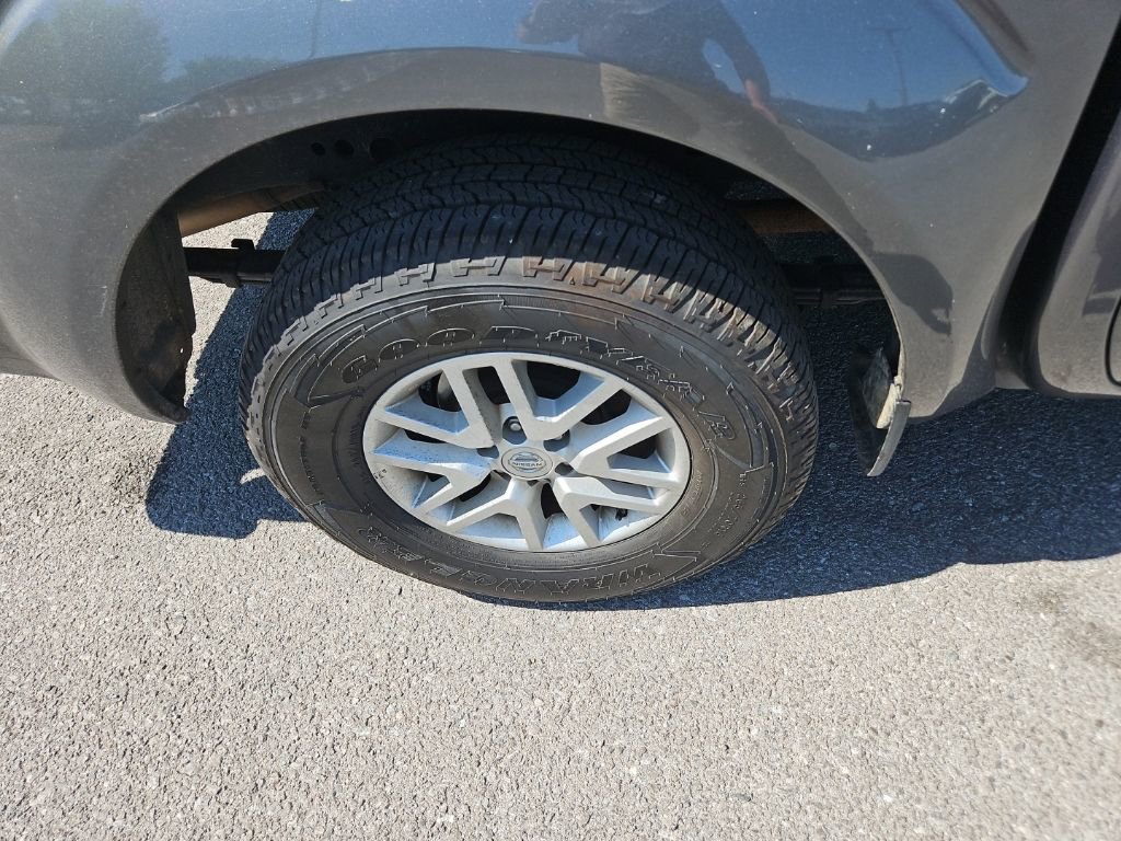 Used 2019 Nissan Frontier SV RWD image 11