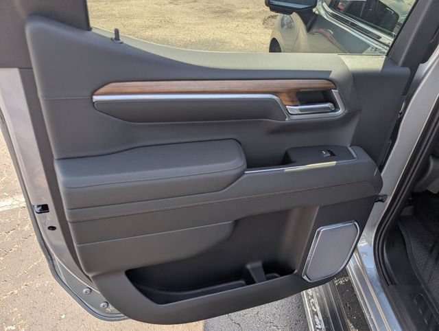 New 2026 Chevrolet Silverado 1500 High Country AWD/4WD image 12