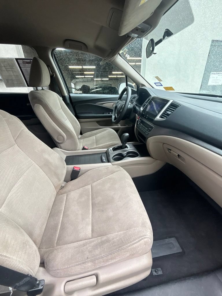 Used 2018 Honda Pilot EX image 24
