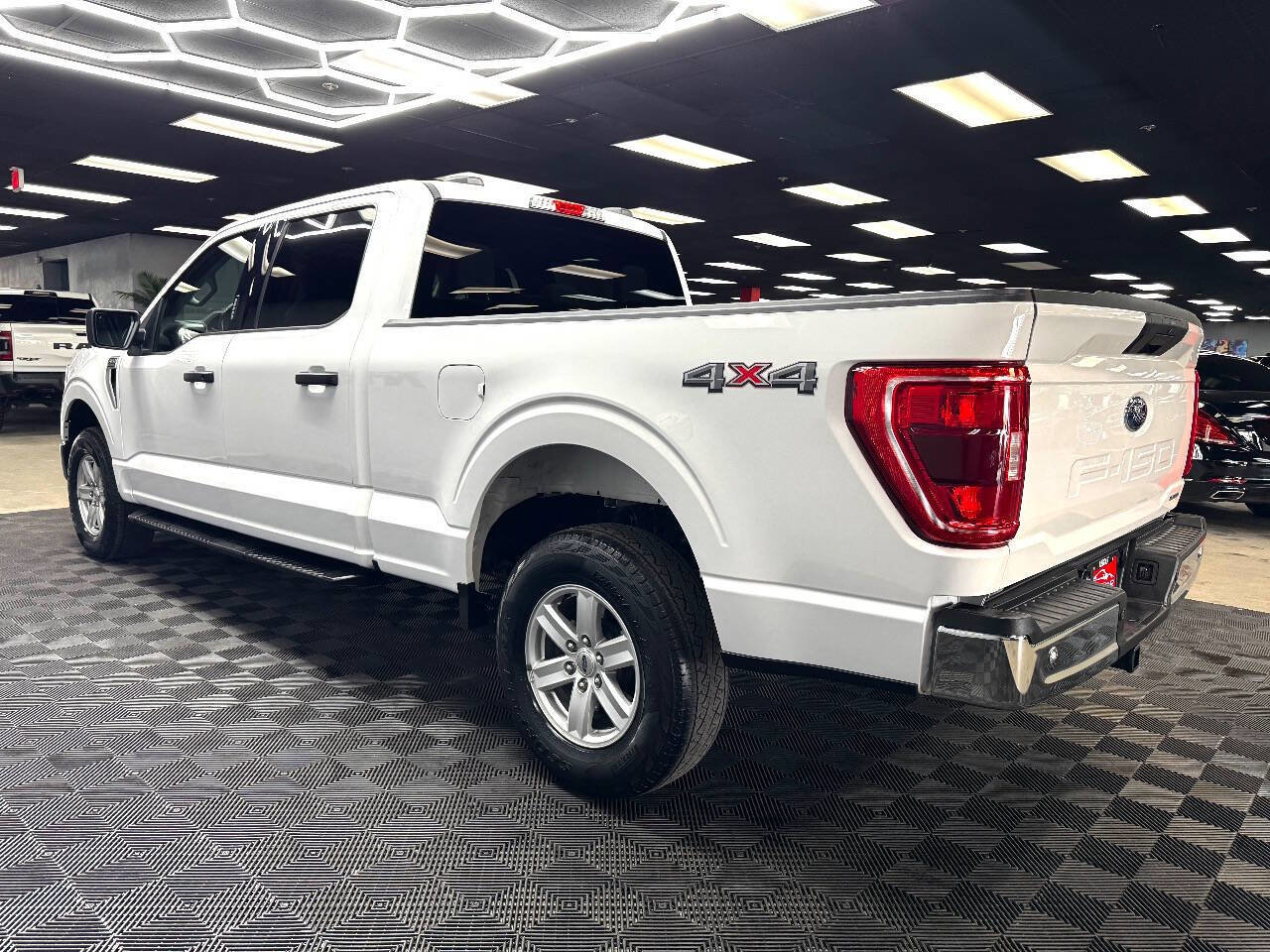 Used 2022 Ford F150 XLT w/ Equipment Group 301A Mid image 8