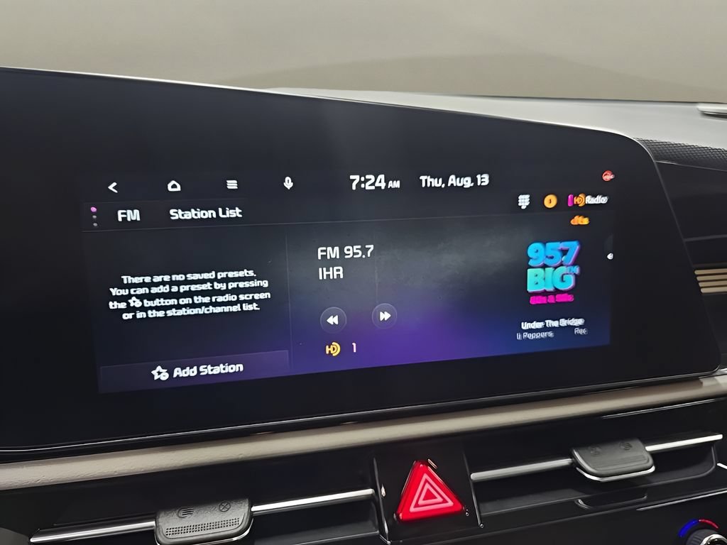 Used 2023 Kia Niro Wind w/ Wind Preserve Package FWD image 32