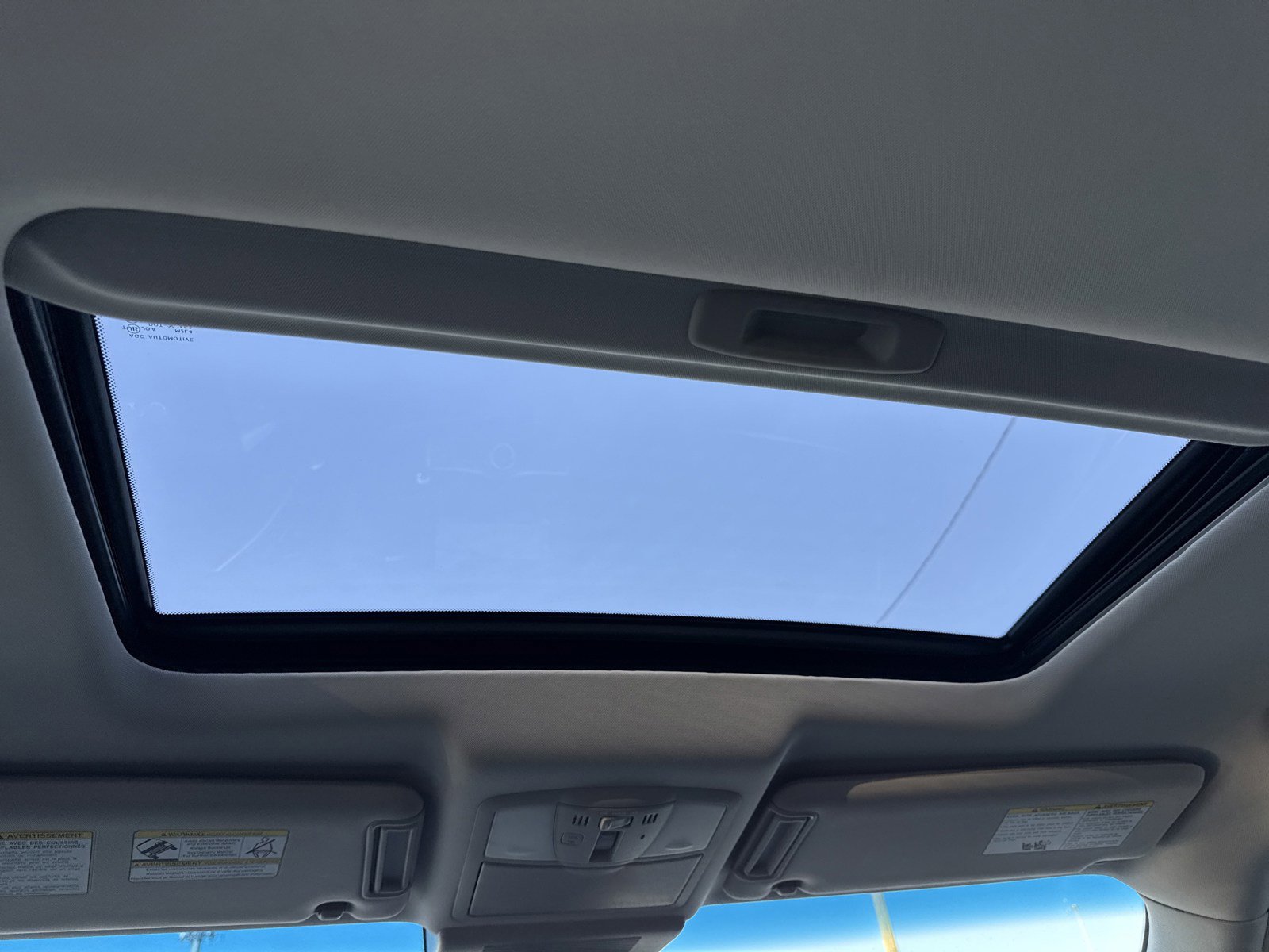 Used 2017 INFINITI QX80 4WD w/ Deluxe Technology Package image 21