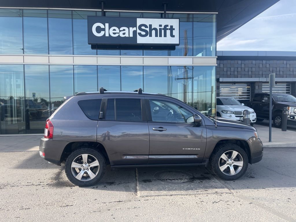 Used 2016 Jeep Compass High Altitude image 7