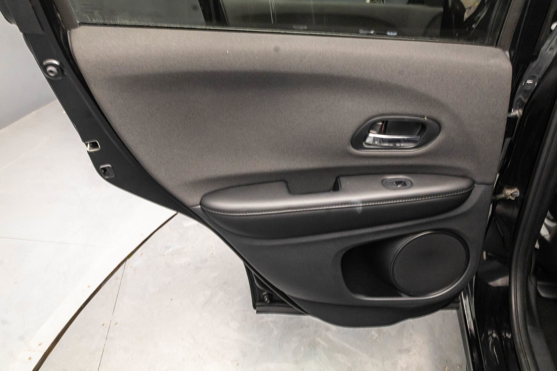 Used 2021 Honda HR-V Sport image 30