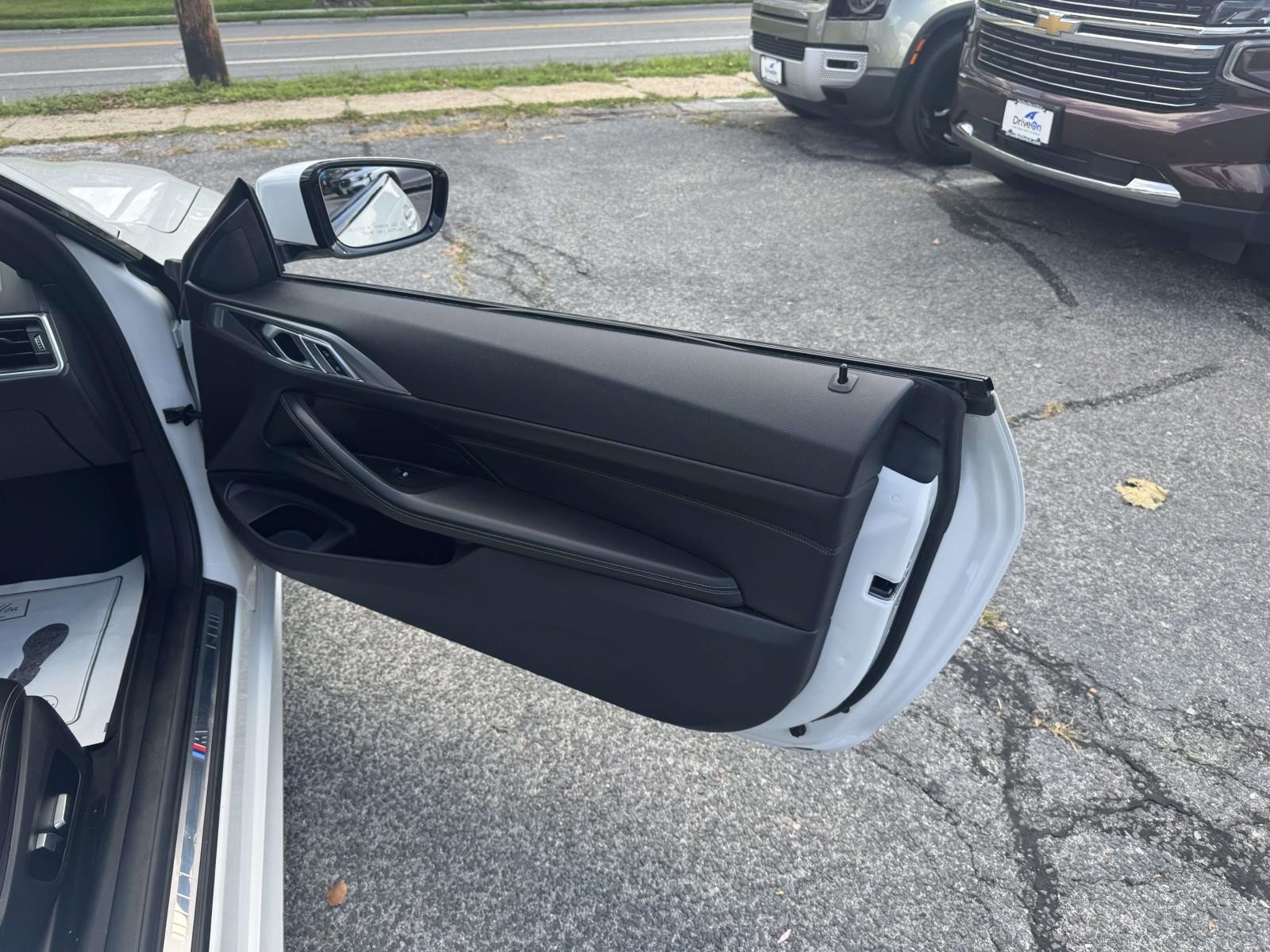 Used 2022 BMW 430i xDrive Coupe w/ M Sport Package AWD/4WD image 11