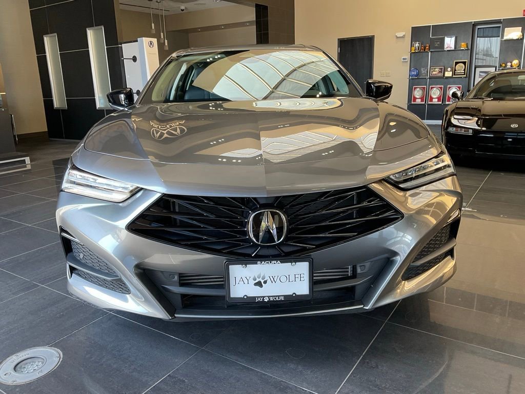 Certified 2024 Acura TLX w/ Technology Package image 2