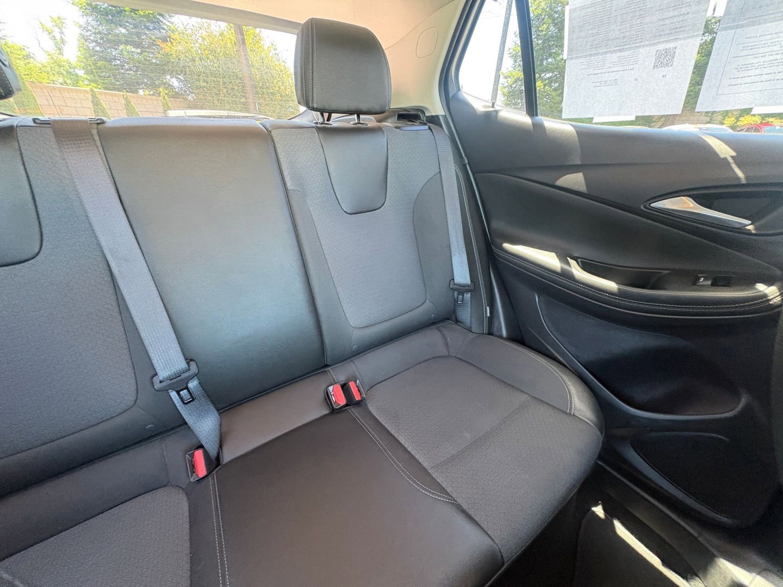 Used 2025 Buick Encore GX Preferred FWD image 36
