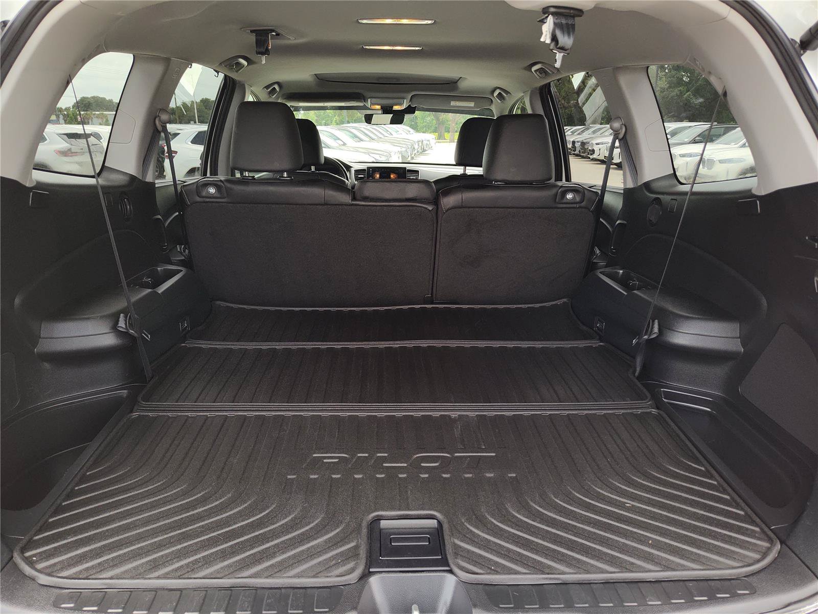 Used 2021 Honda Pilot Special Edition image 7