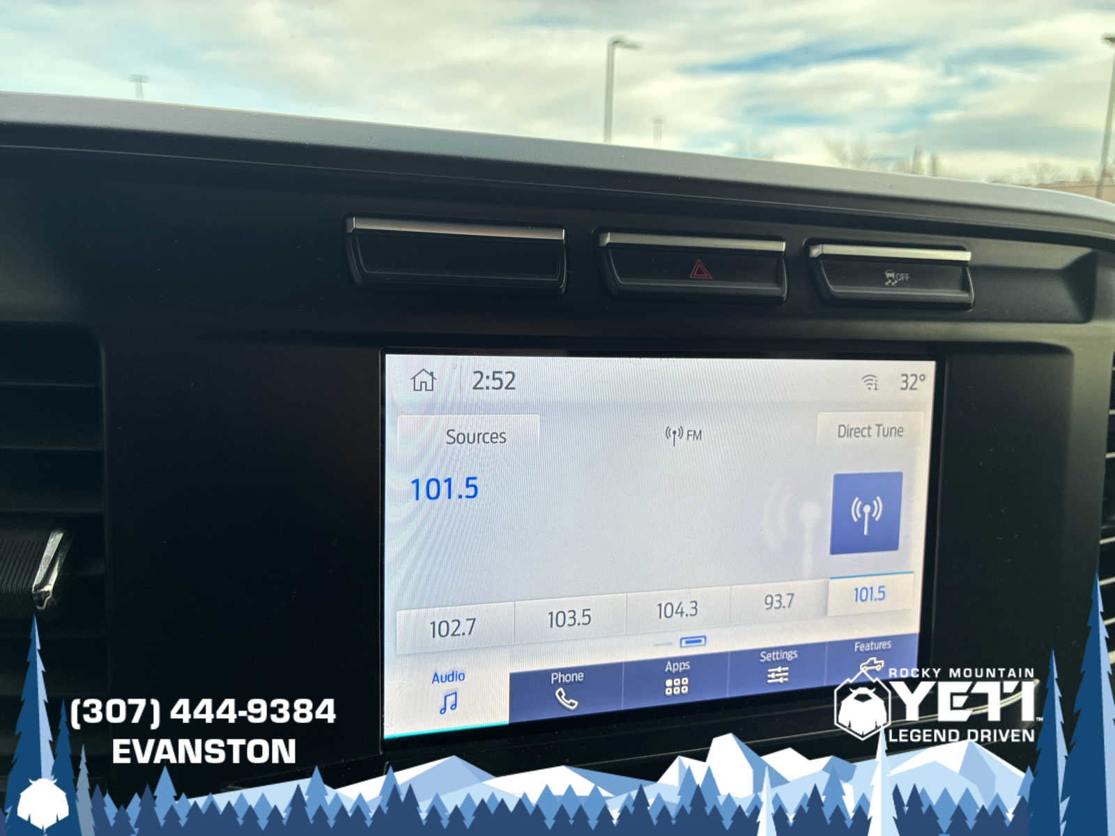 Used 2023 Ford F250 XL w/ Snow Plow Prep Package AWD/4WD image 15