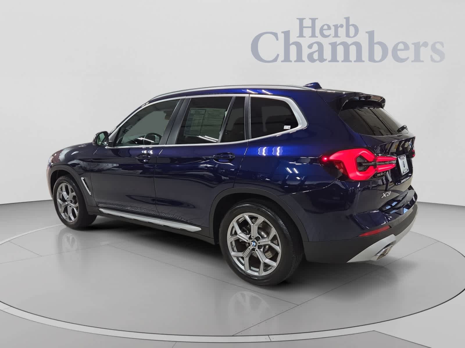 Used 2023 BMW X3 xDrive30i w/ Convenience Package AWD/4WD image 3
