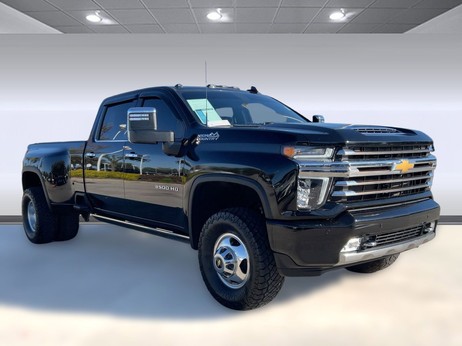 Used 2023 Chevrolet Silverado 3500 High Country image 6