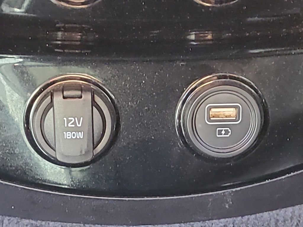 Used 2022 Kia Sorento SX image 16