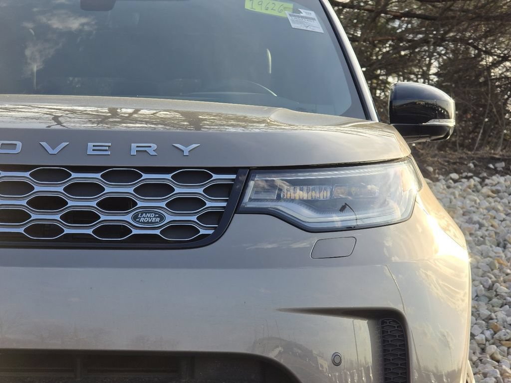 New 2026 Land Rover Discovery S AWD/4WD image 27