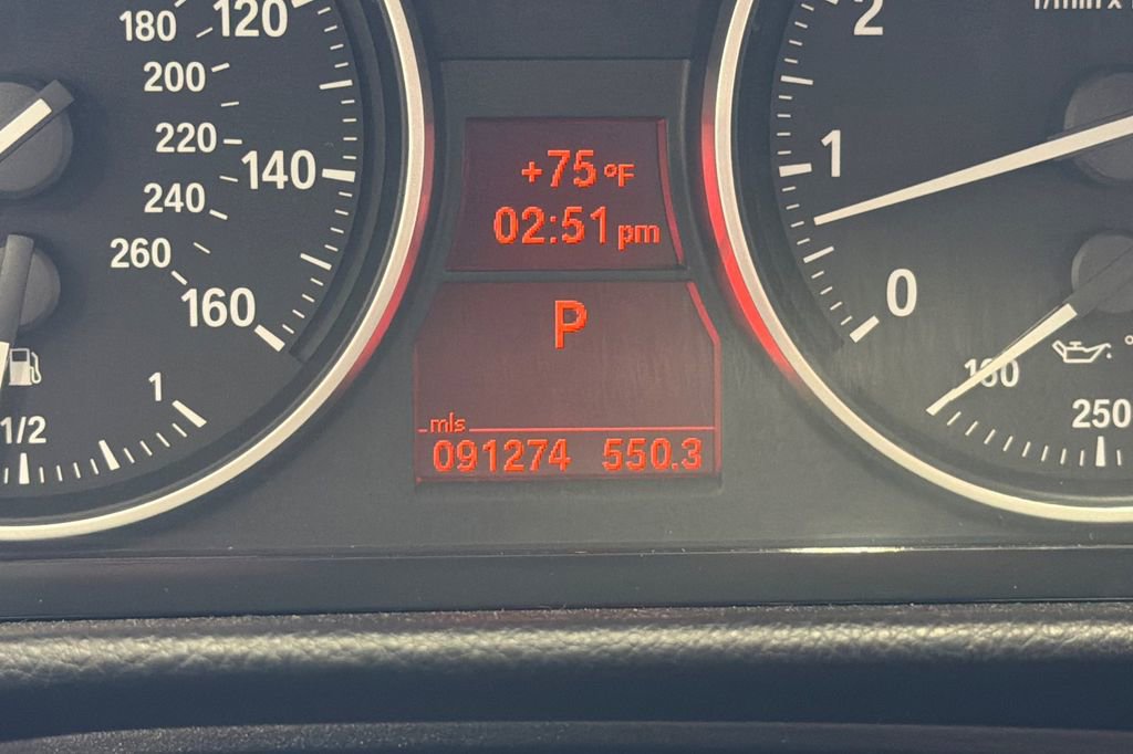 Used 2011 BMW 335i Sedan RWD image 23