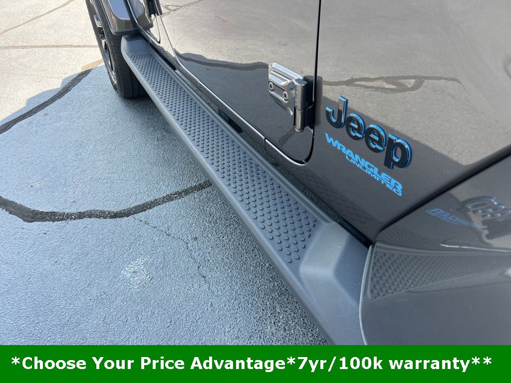 Used 2021 Jeep Wrangler Unlimited Sahara image 2