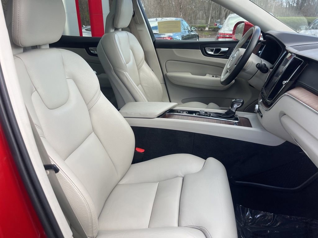 Used 2019 Volvo XC60 T5 Inscription AWD/4WD image 17