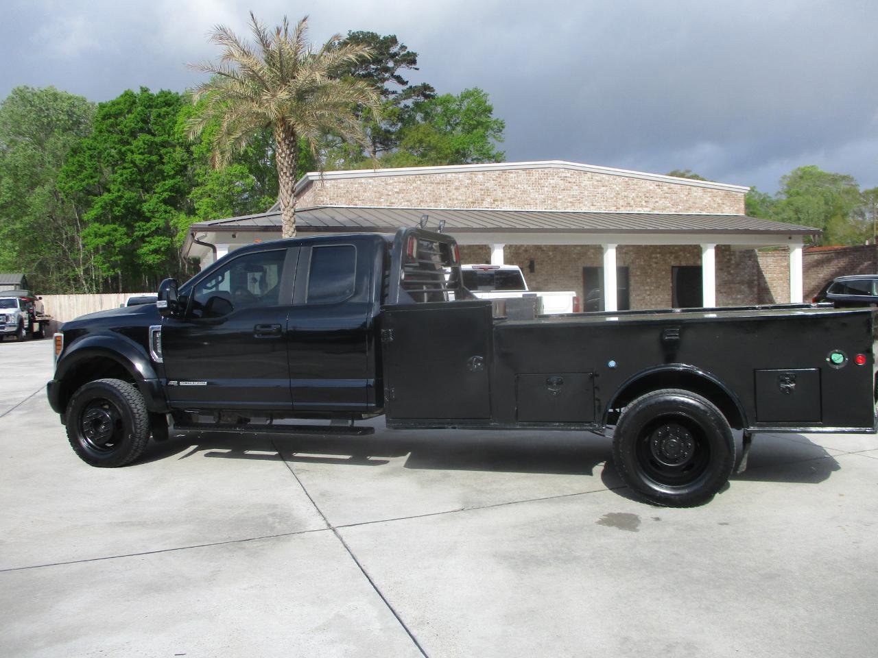 Used 2018 Ford F450 XL w/ Power Equipment Group image 18