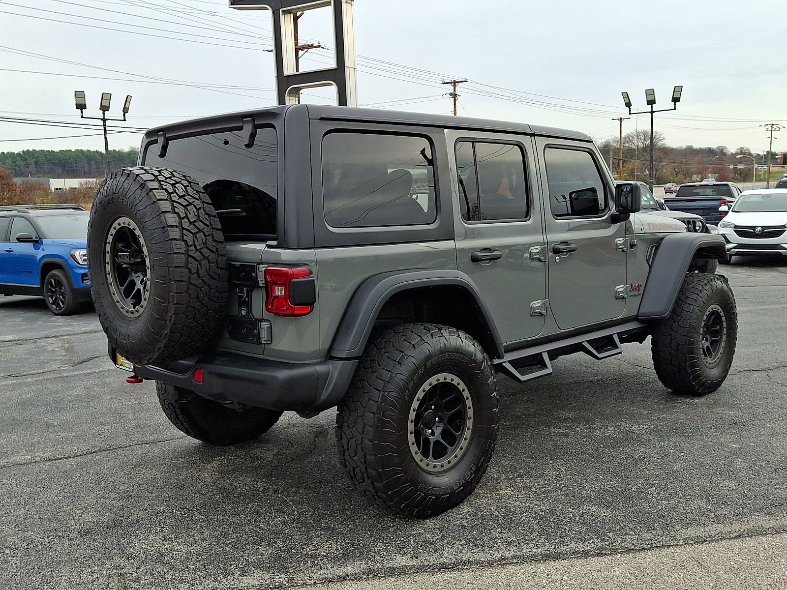 Used 2018 Jeep Wrangler Unlimited Rubicon w/ Uconnect 4C Nav & Sound Group image 7