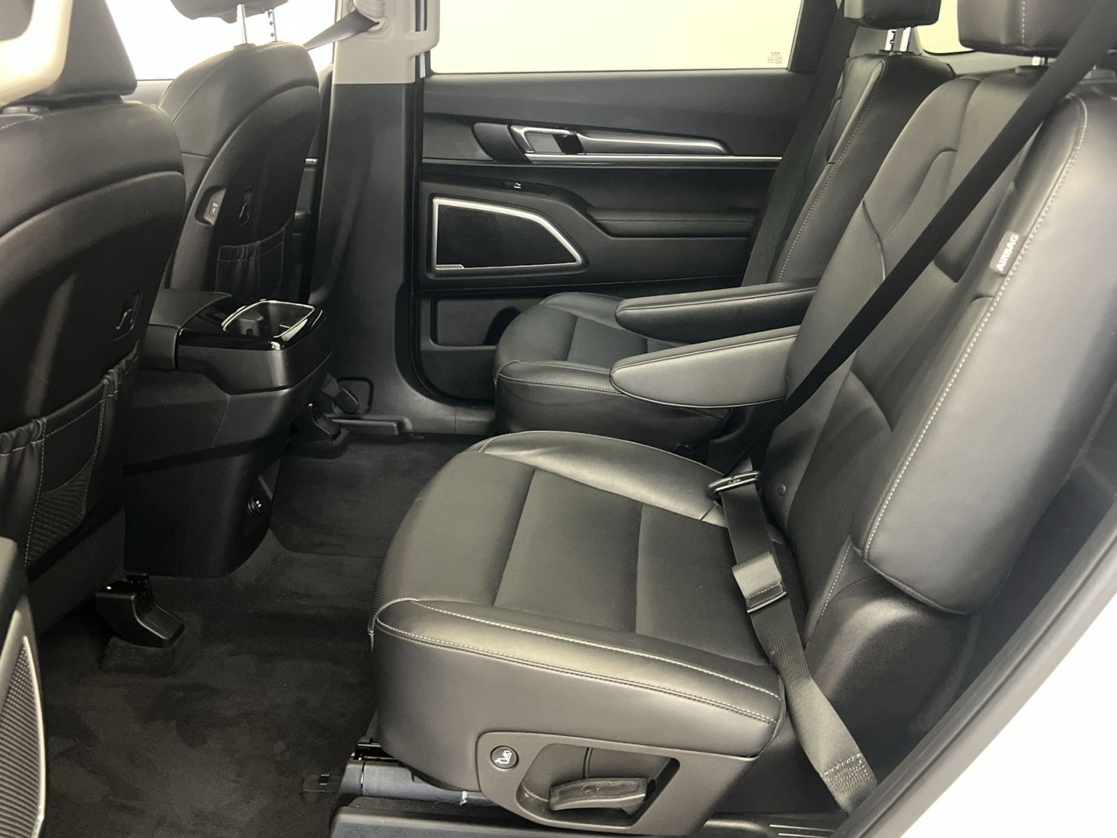 Used 2023 Kia Telluride S image 22