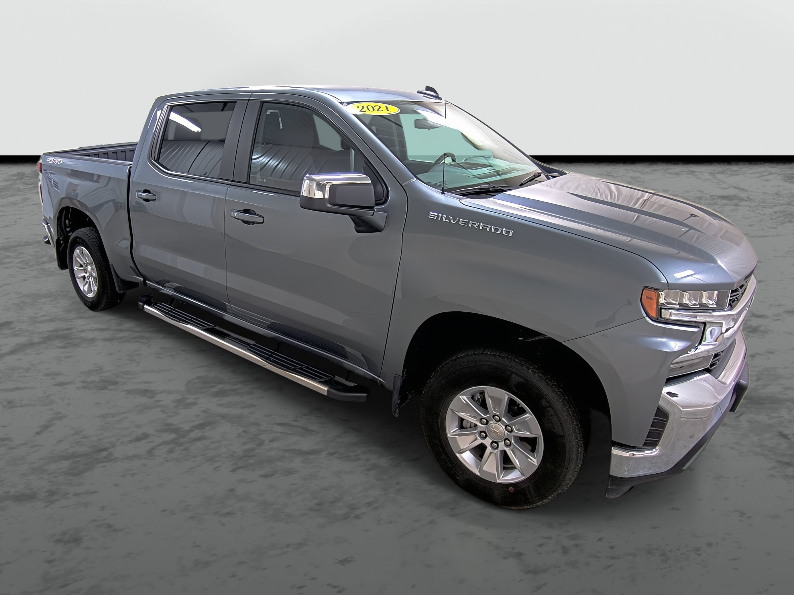 Used 2021 Chevrolet Silverado 1500 LT AWD/4WD image 5