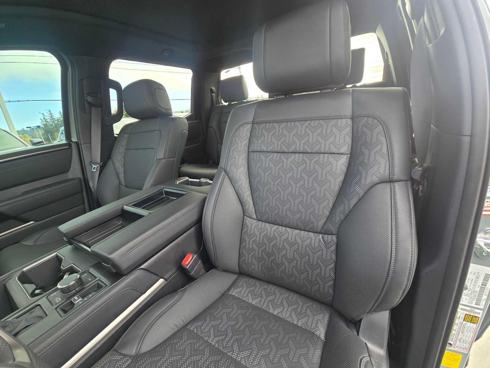 Certified 2025 Toyota Tundra Limited AWD/4WD image 22