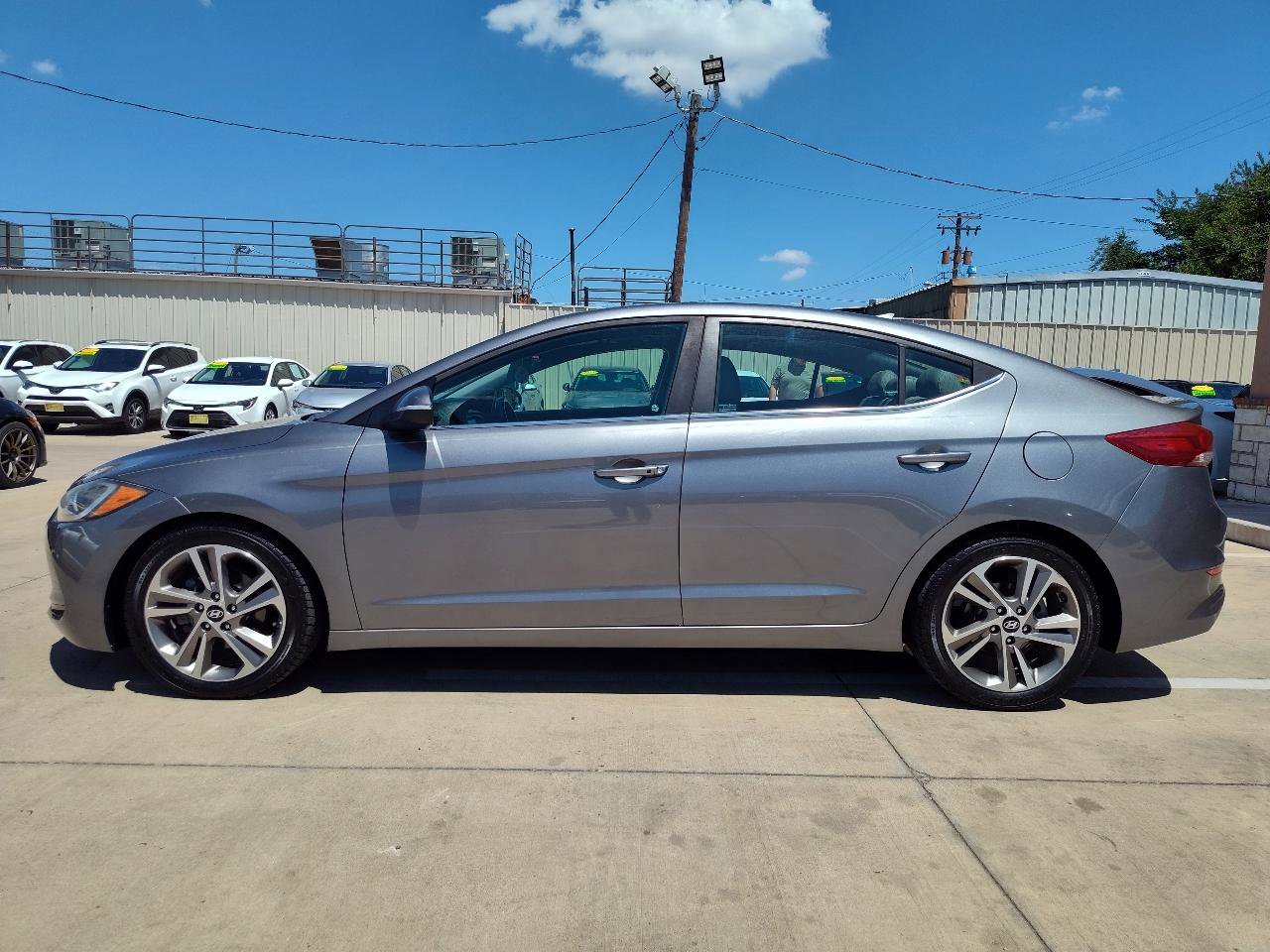 Used 2018 Hyundai Elantra Limited w/ Limited Ultimate Package 02 FWD image 7