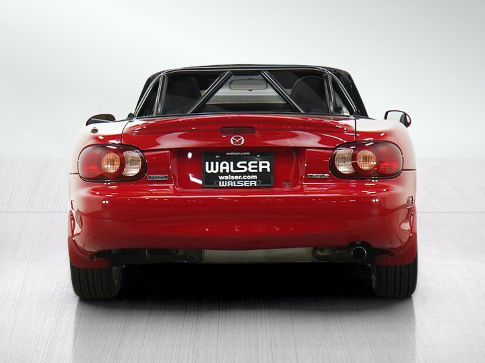 Used 2005 MAZDA MX-5 Miata LS w/ Sports Look Appearance Pkg RWD image 5