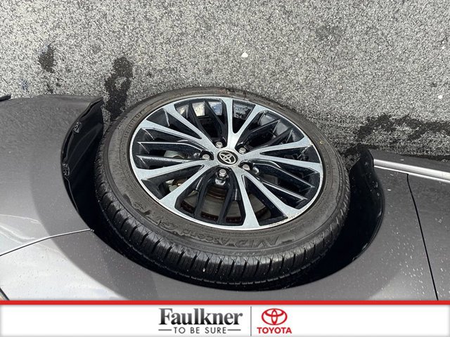 Certified 2020 Toyota Camry SE w/ Convenience Package image 19